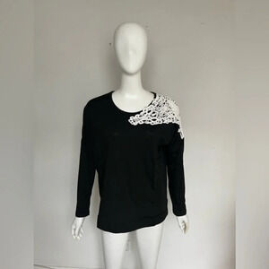 Elfin  Women's  Crochet Detail On Shoulder Knit Top Black Small NWOT